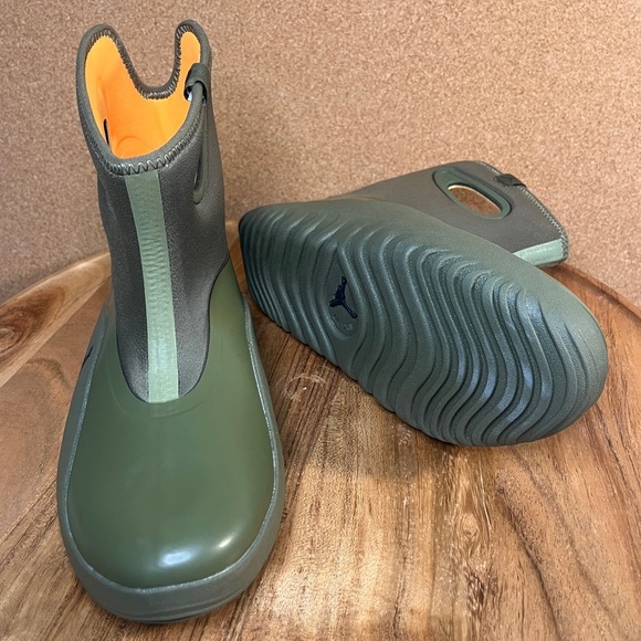 Jordan
Lil drip’
NWOT🔥 - Picture 4 of 9